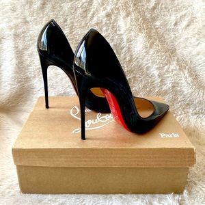 Christian Louboutin “So Kate” (38 EU)